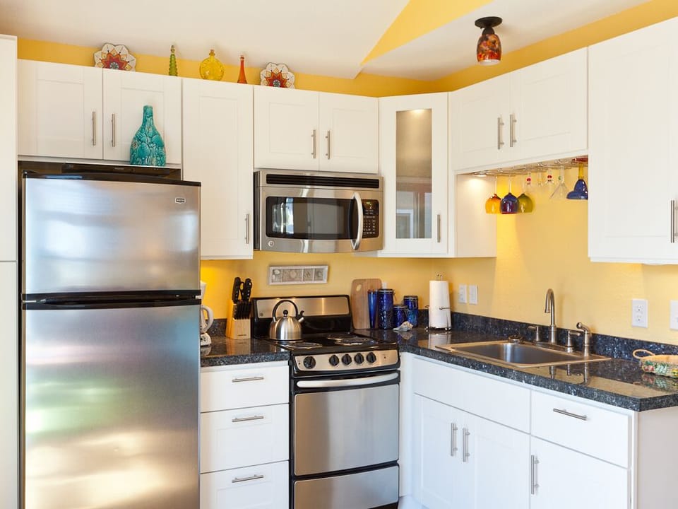 Modern kitchen with all the conveniences