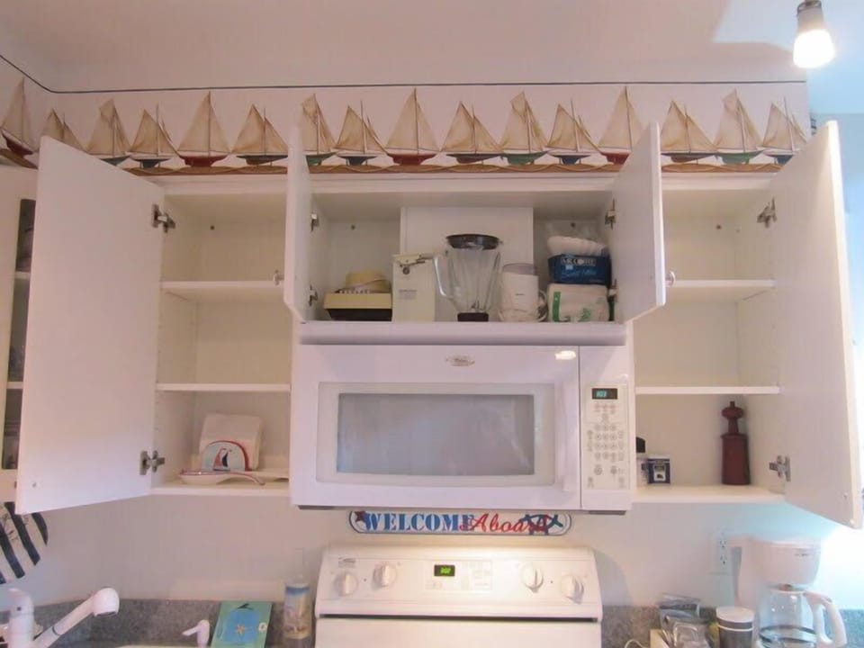 Plenty of room for groceries.