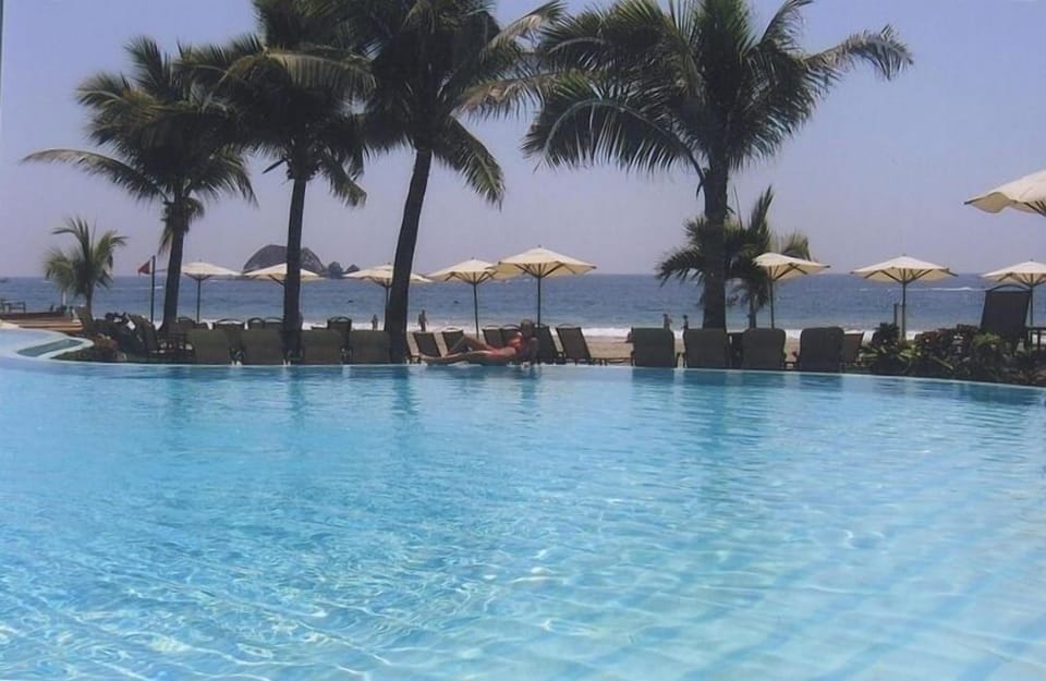 Infinity Pool #1