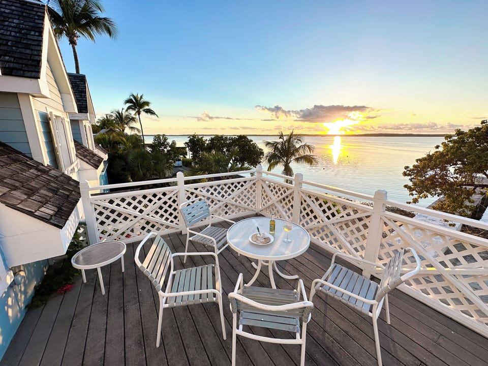 Upper master private porch ... another sunset viewing option!