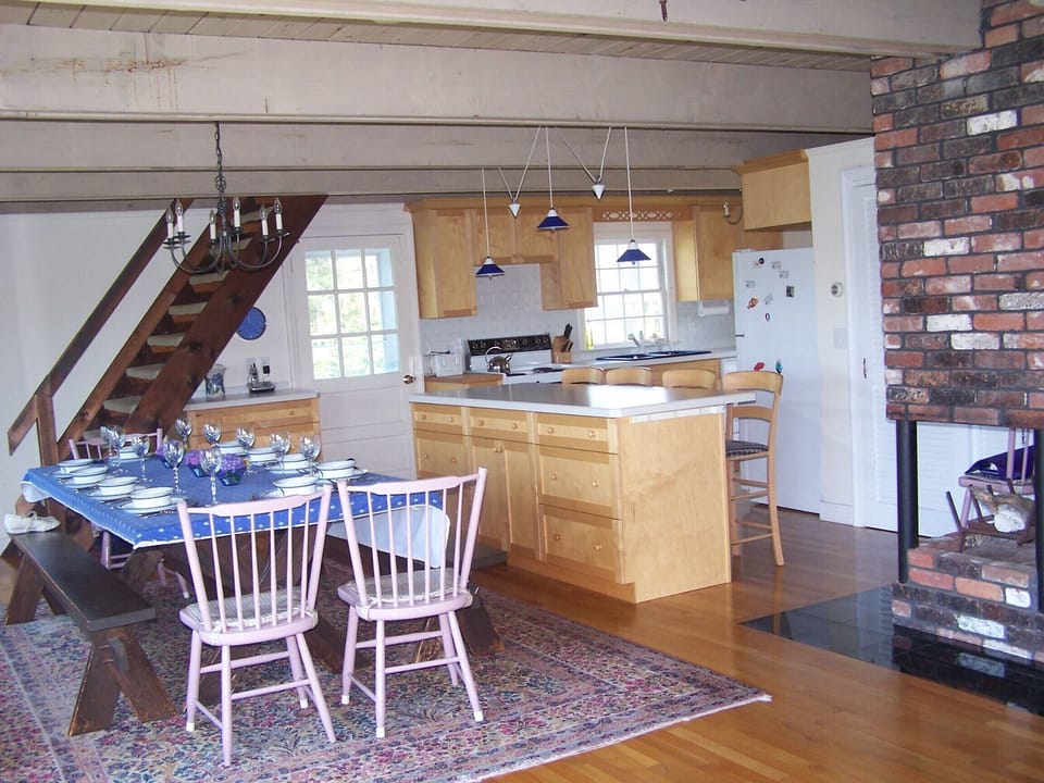 Dining Area open to kitchen
