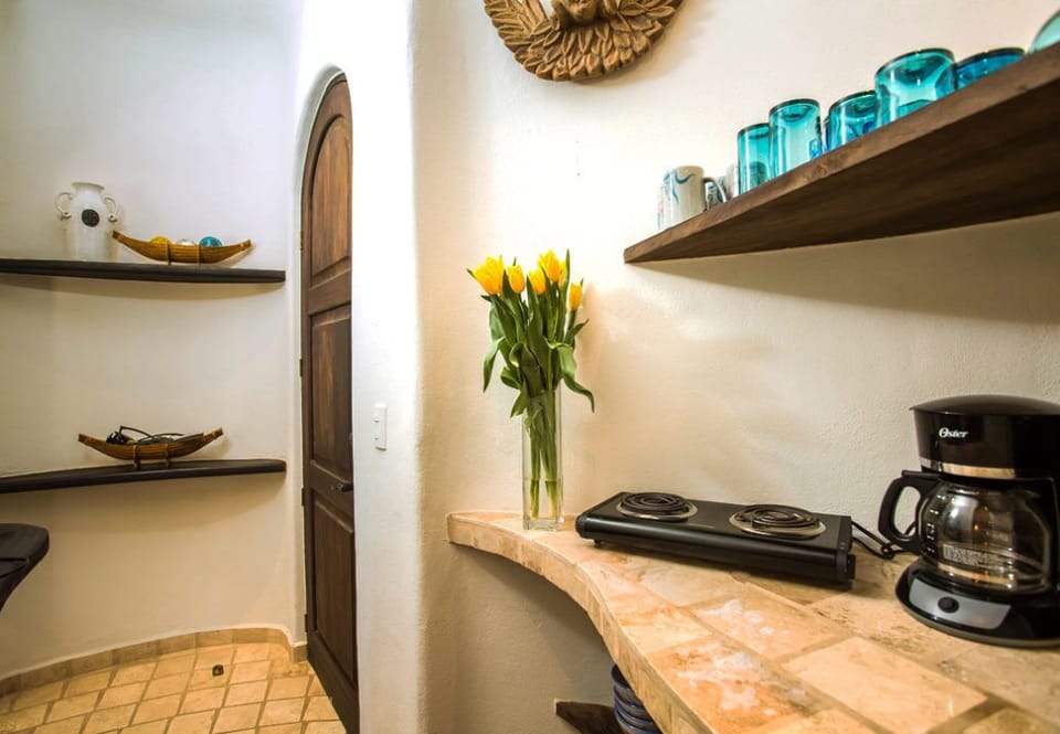 Kitchenette with everything you need