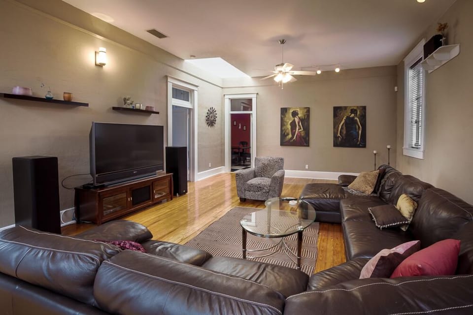 Great room with 60 inch tv