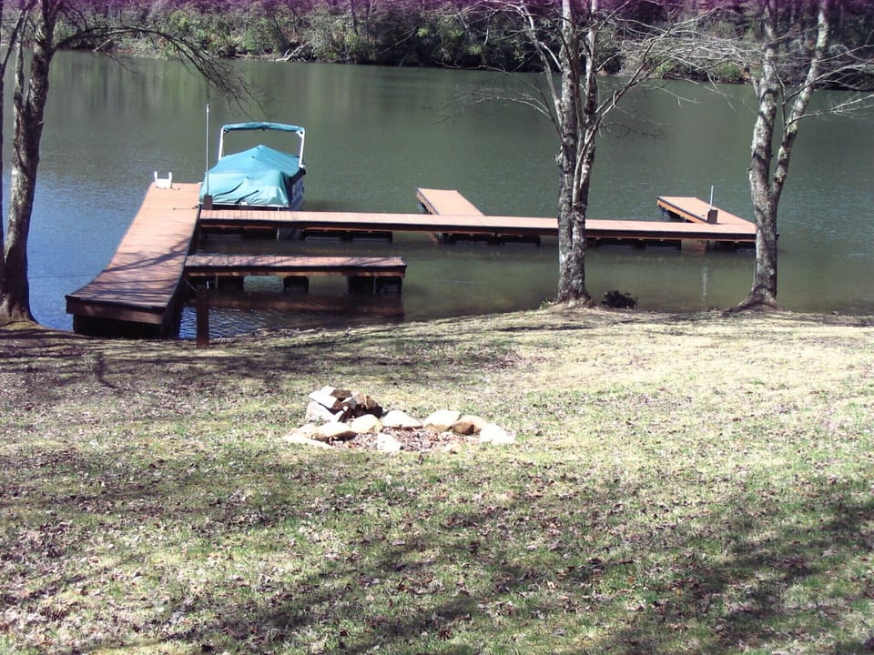 Swimming dock at the common lot.
