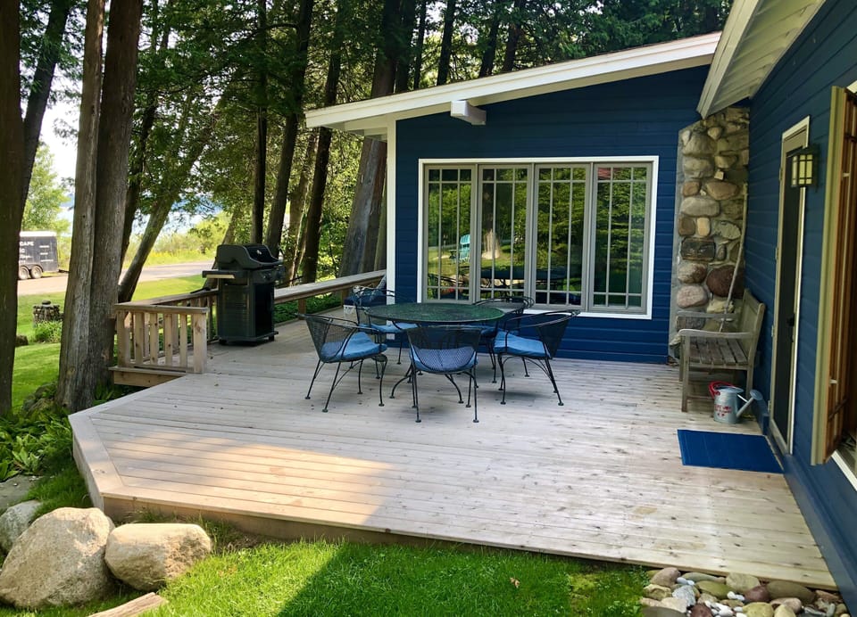 Spacious Deck Overlooking Lake Michigan
