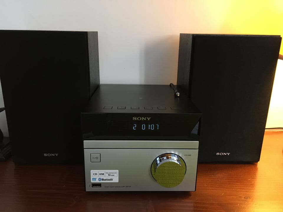 Stereo CD player with bluetooth to load Your music :)