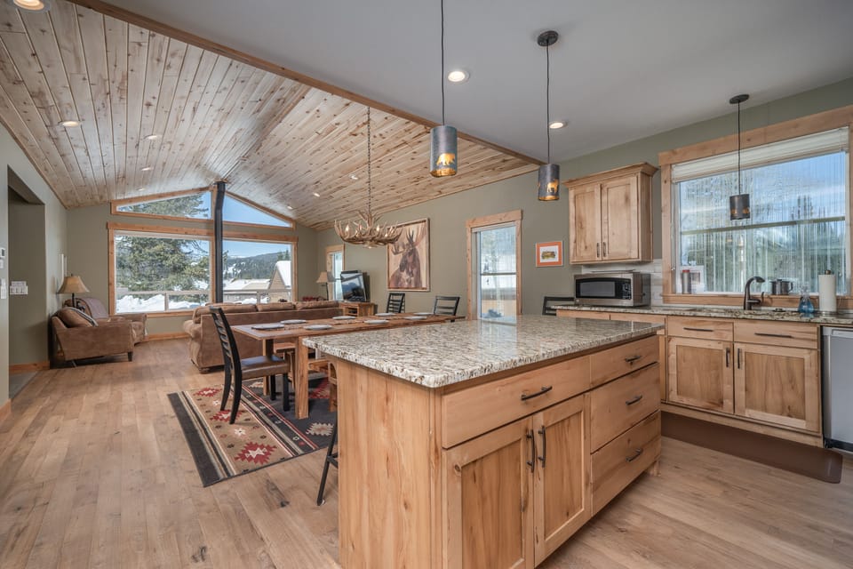 The cooks can still enjoy the view while they prepare meals! 