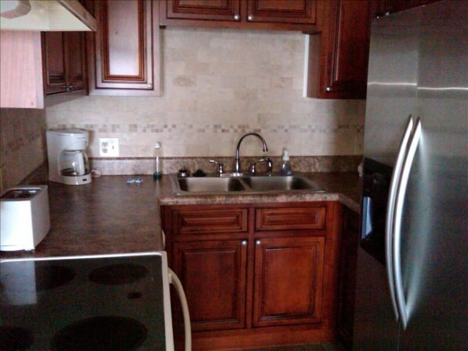 Kitchen 705