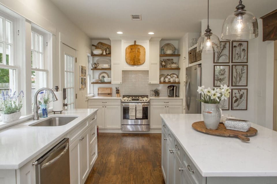 kitchen with view of open shelves