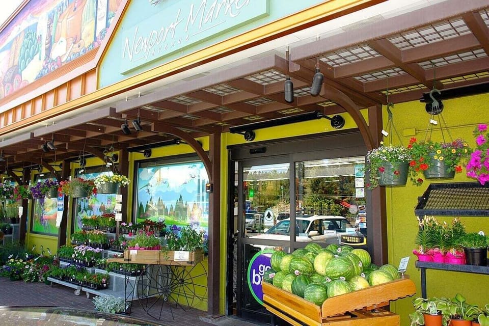 Local Newport Market