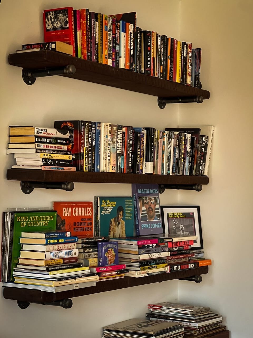 Extensive book collection focused on music; artists, bands, songwriters. 