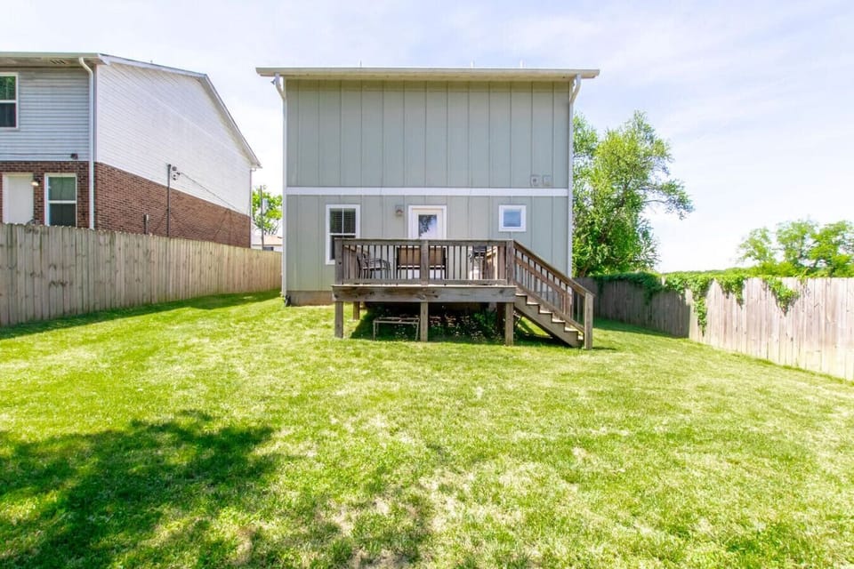 Huge yard for the group to enjoy