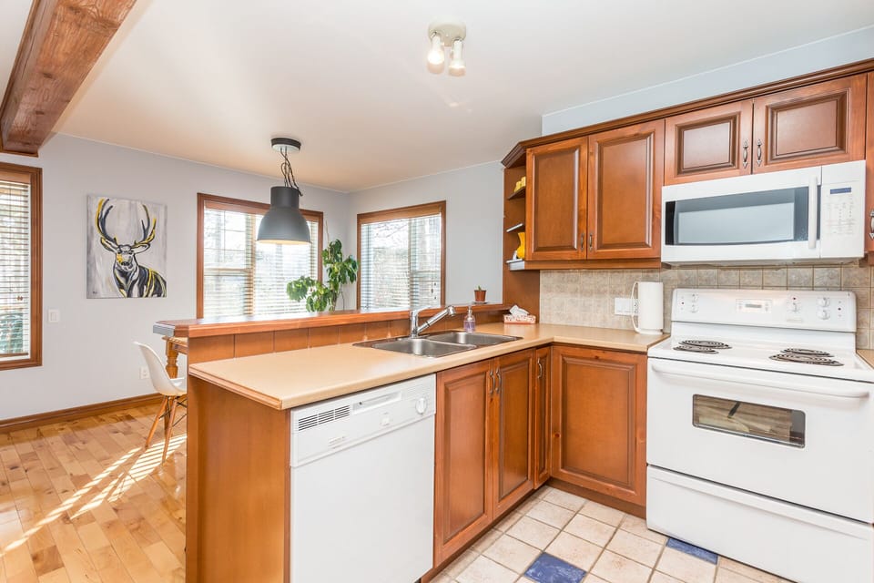Fully equipped kitchen