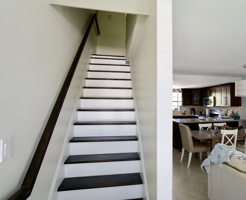 stairs to 3rd floor
