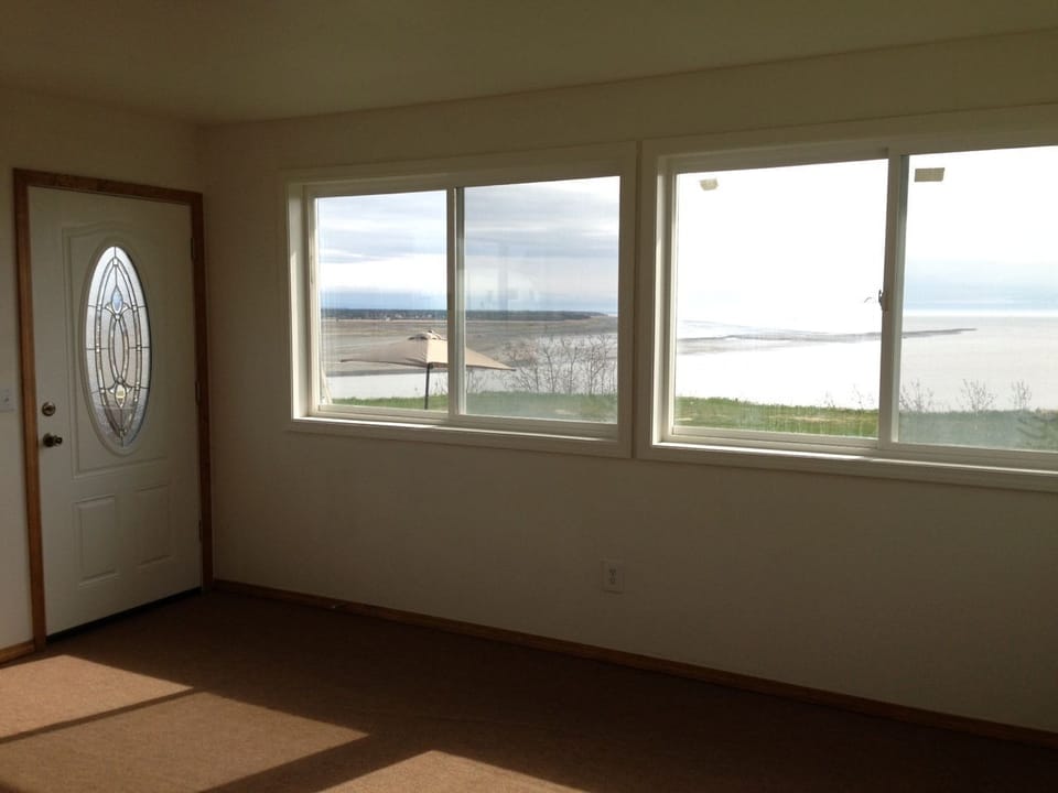 Entryway view 