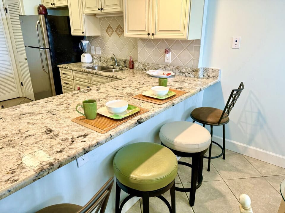 Stainless steel appliances in the kitchen Fully stocked with everything you need