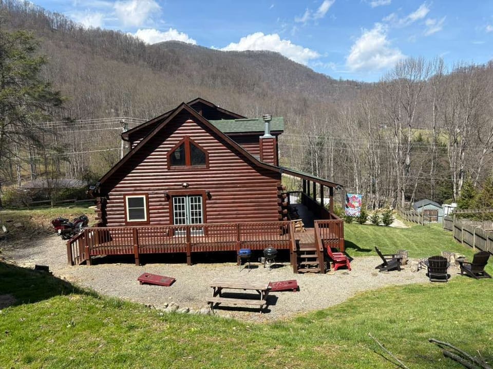 Motorcycle ride, corm hole, lunch at the picnic table or just enjoy the views!!