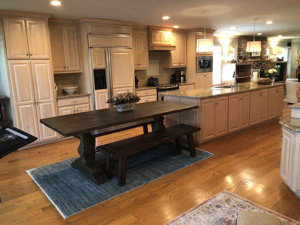 Kitchen dinning area