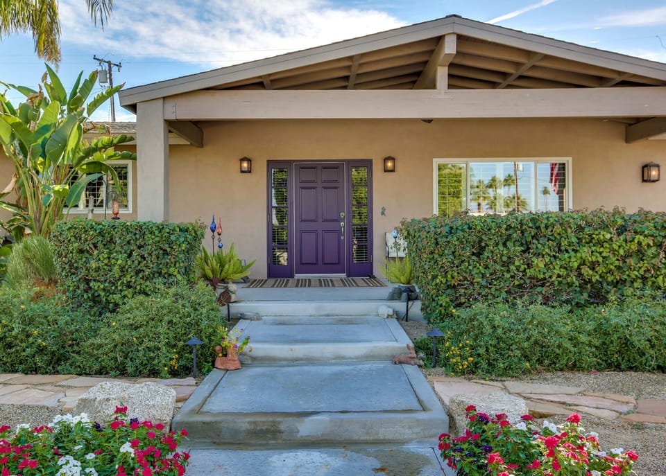 Front Walkway & Porch
