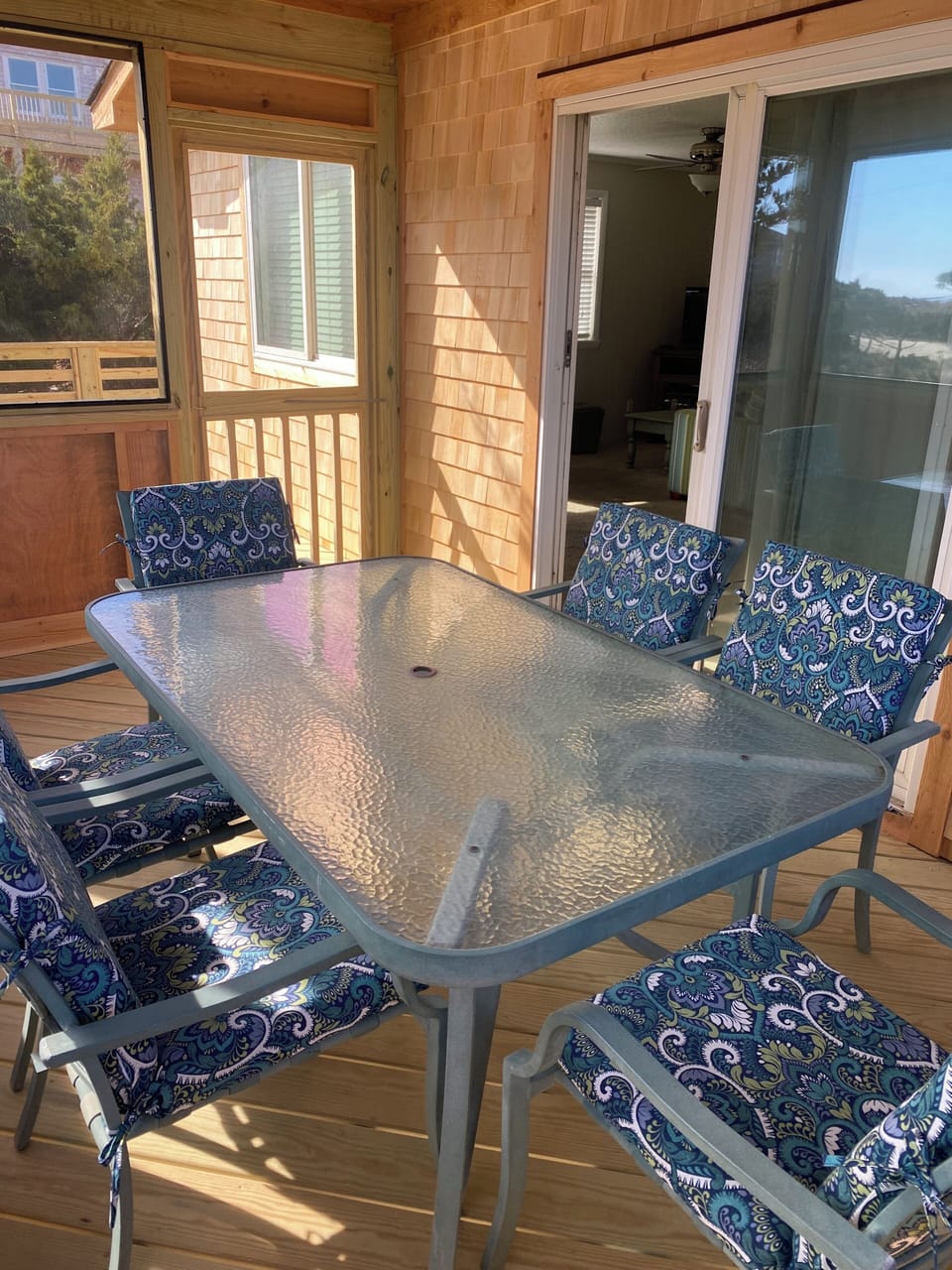 Screened Porch
