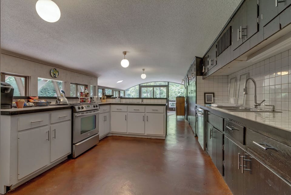 Fully stocked kitchen