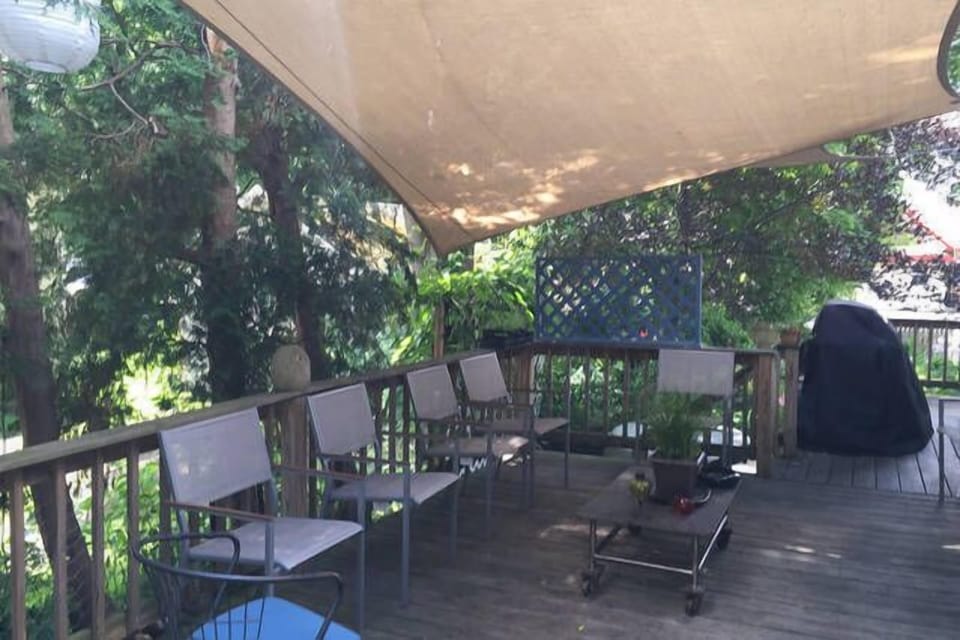 Private Deck