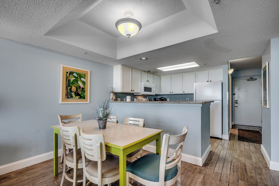 Dining table with seating for 6