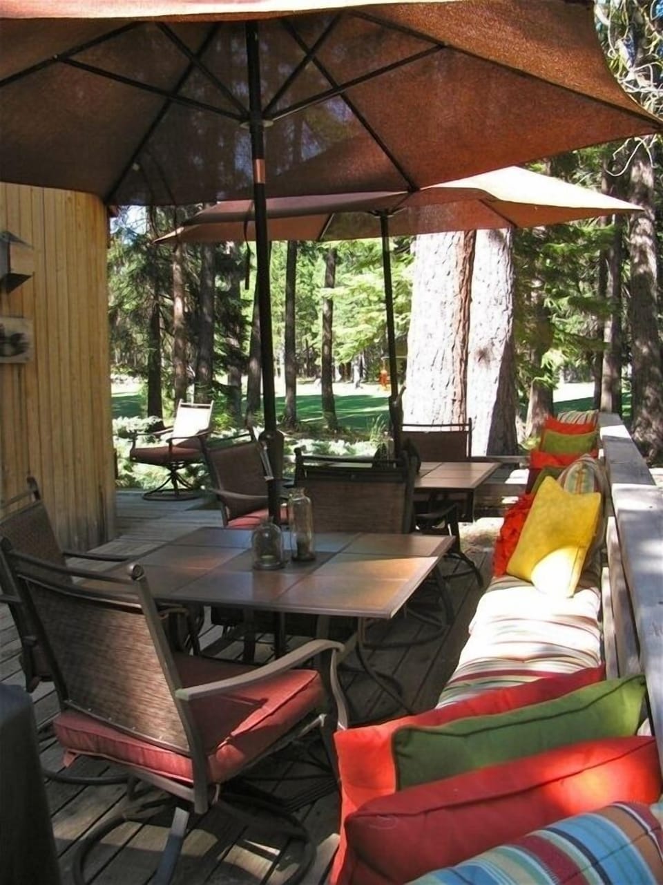 Entertain on the deck looking out to the 15th Fairway-Hammock to the right!