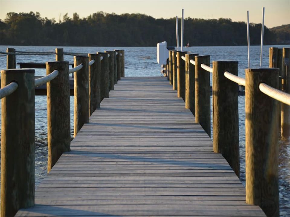 The Water Awaits with Boat Lift!