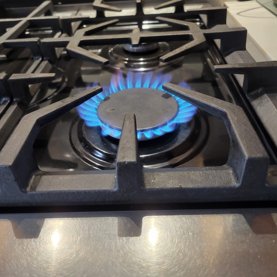 Gas Cooktop, Electric Convection Oven