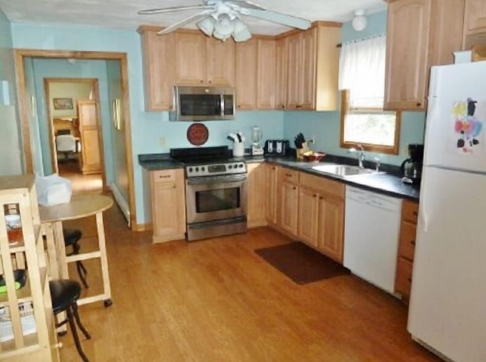 Large Kitchen