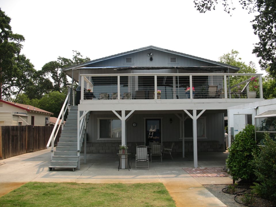 Deck view 