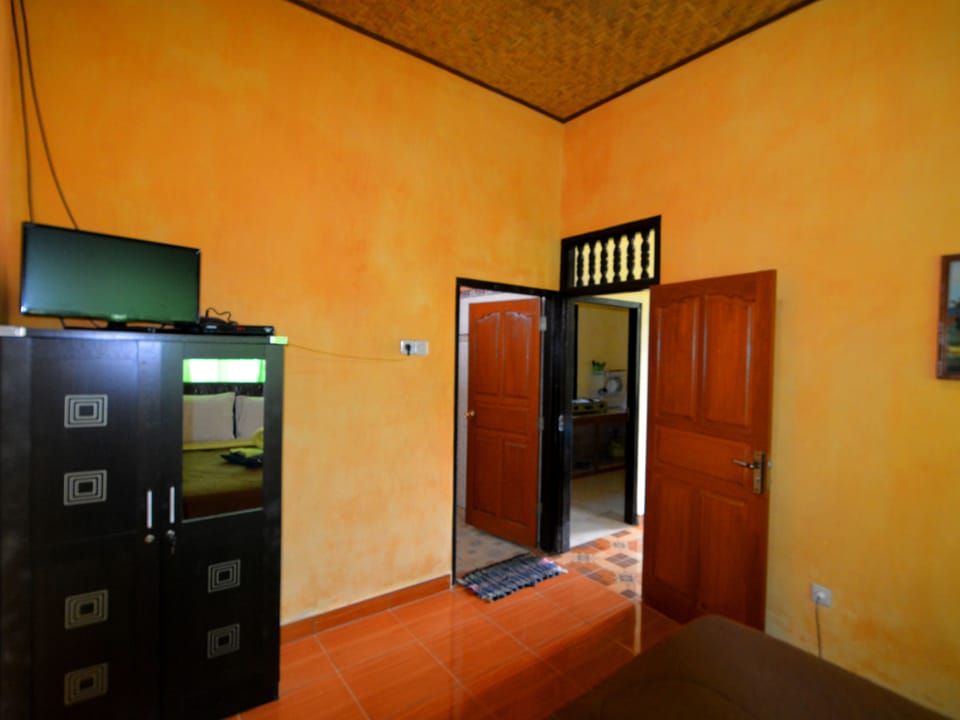 Standard Room, 2 Bedrooms | Room amenity