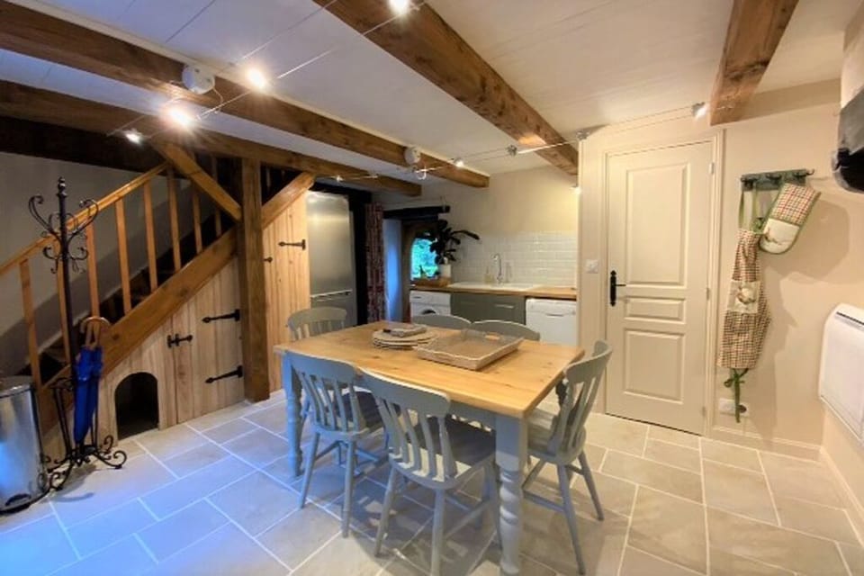 Priory gite's country kitchen
