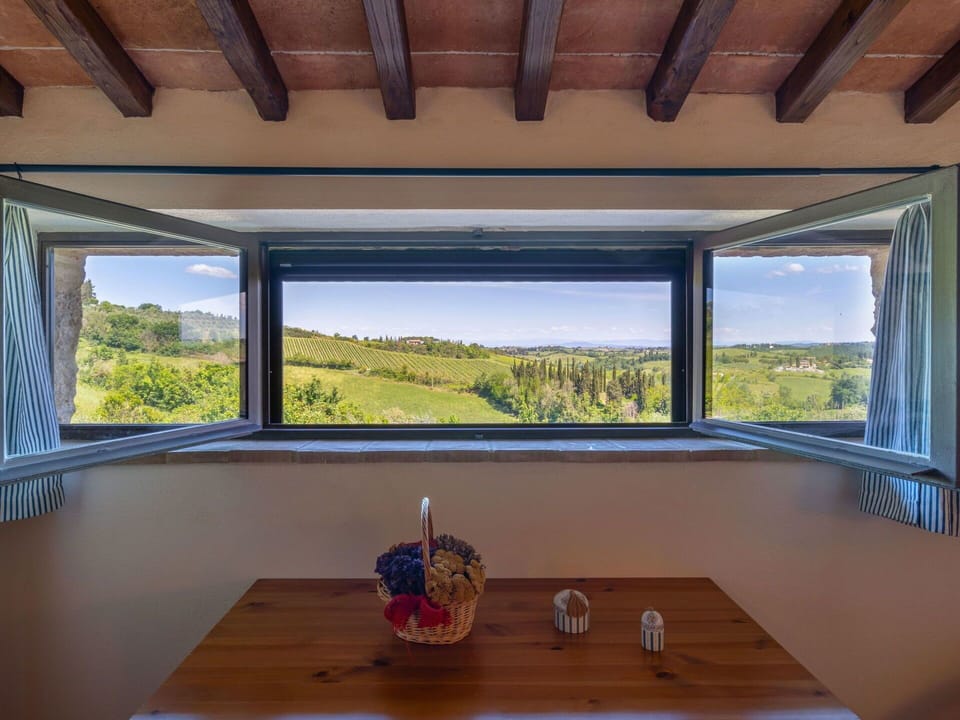 Room, Property, Interior Design, Window, House, Ceiling, Building, Home, Table, Real Estate