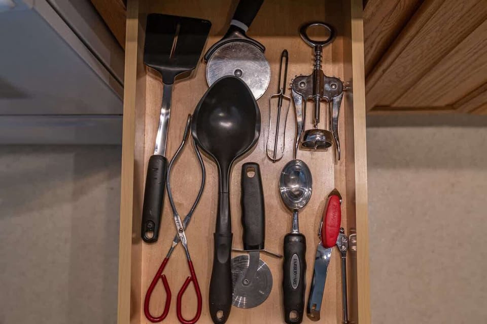 No need to pack cookware