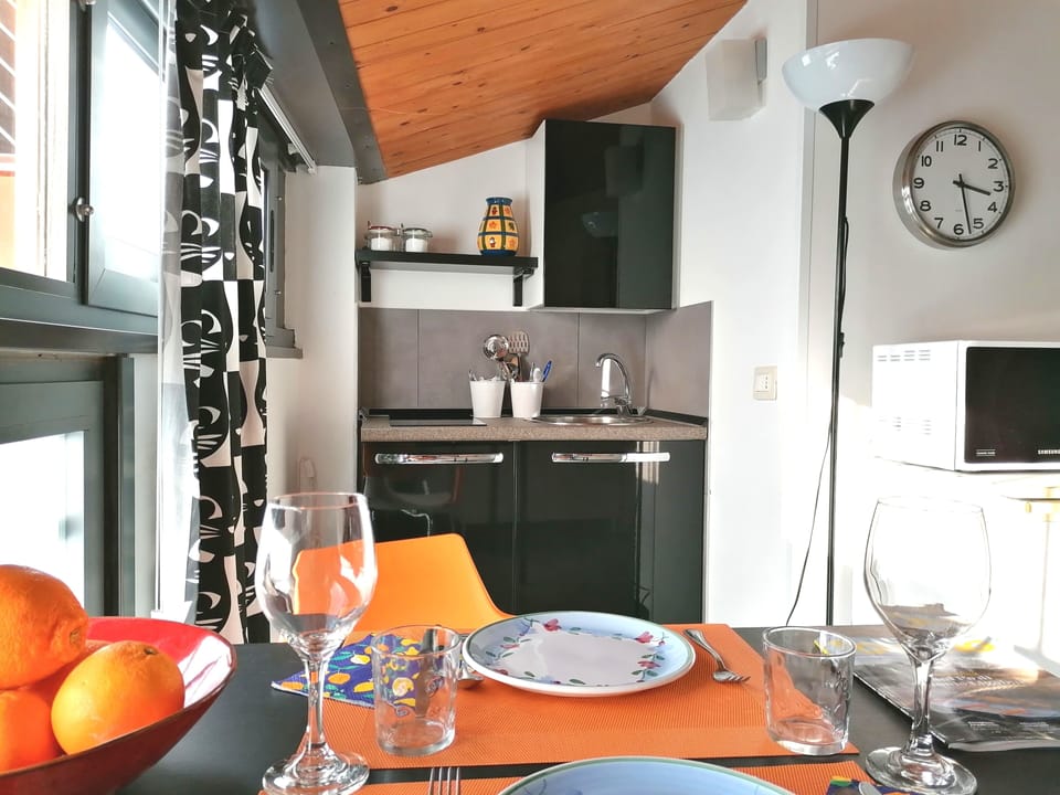 Junior Suite | Living area | Flat-screen TV