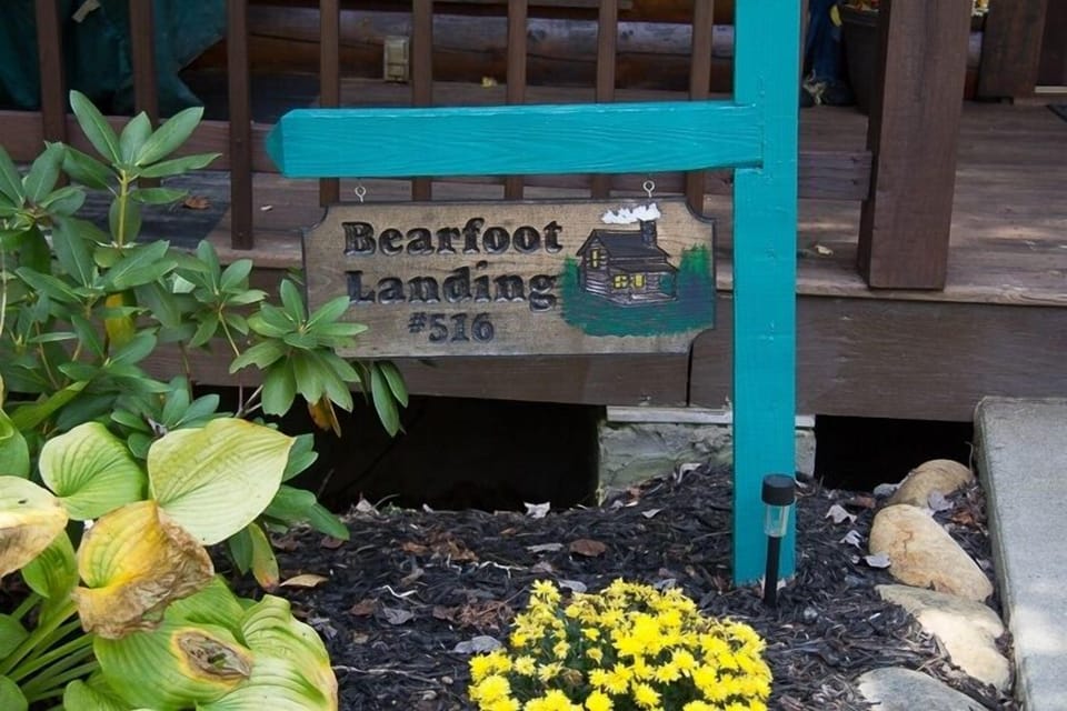 Cabin, 2 Bedrooms | Exterior detail