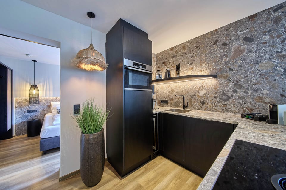 Apartment, 2 Bedrooms, Non Smoking (Appartement Top 5) | Private kitchen | Microwave, stovetop, coffee/tea maker, electric kettle