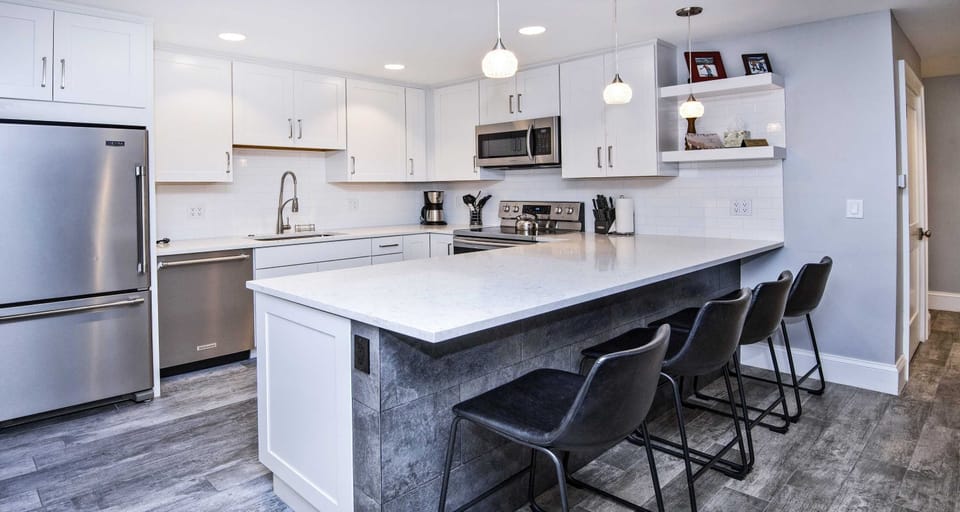 Condo, 2 Bedrooms | Private kitchen | Fridge, microwave, oven, dishwasher