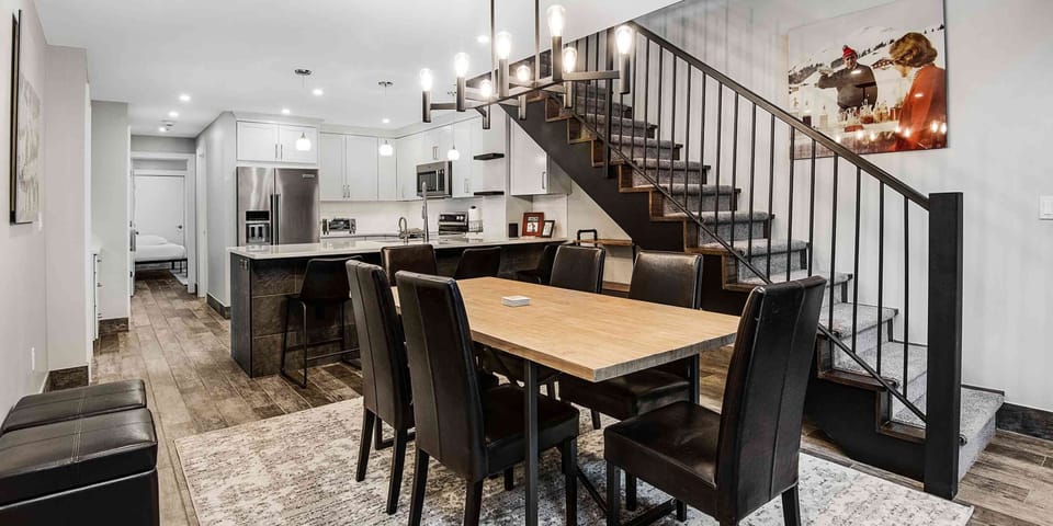 Condo, 4 Bedrooms | Private kitchen | Coffee/tea maker, fridge, oven, toaster