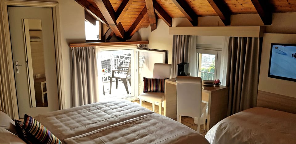Family Room, Balcony, Lake View | View from room