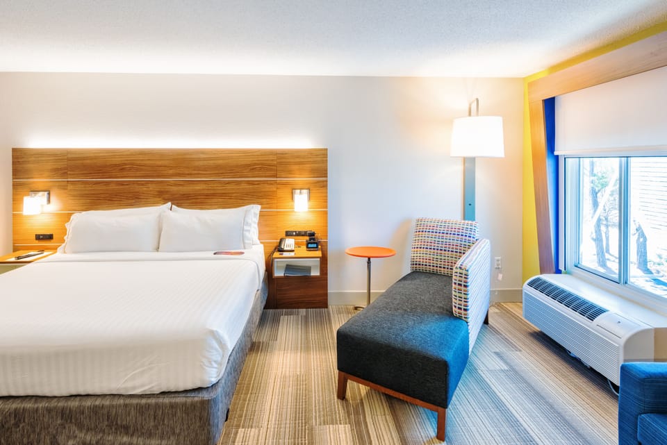 In-room safe, desk, laptop workspace, blackout drapes