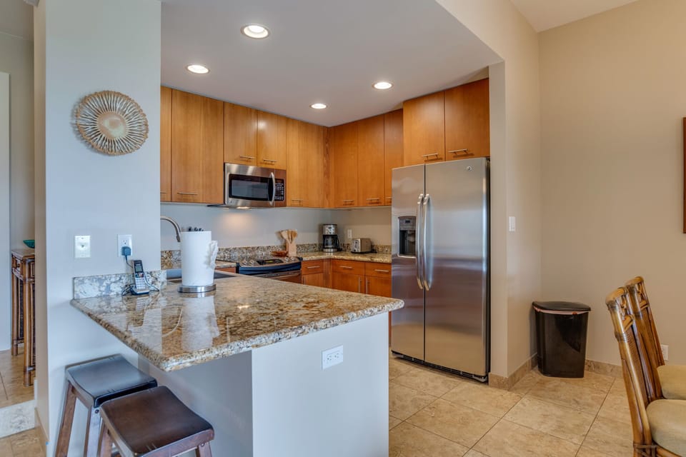 Bright and spacious kitchen