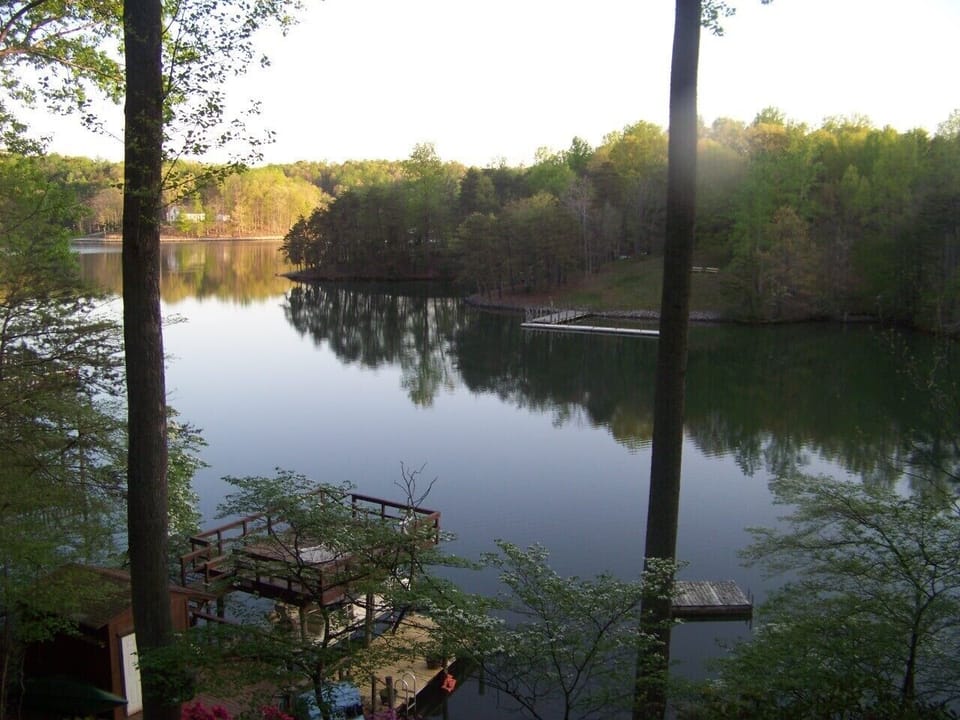 Beautiful, quiet, deep cove and very conducive to rest and relaxation and FUN.