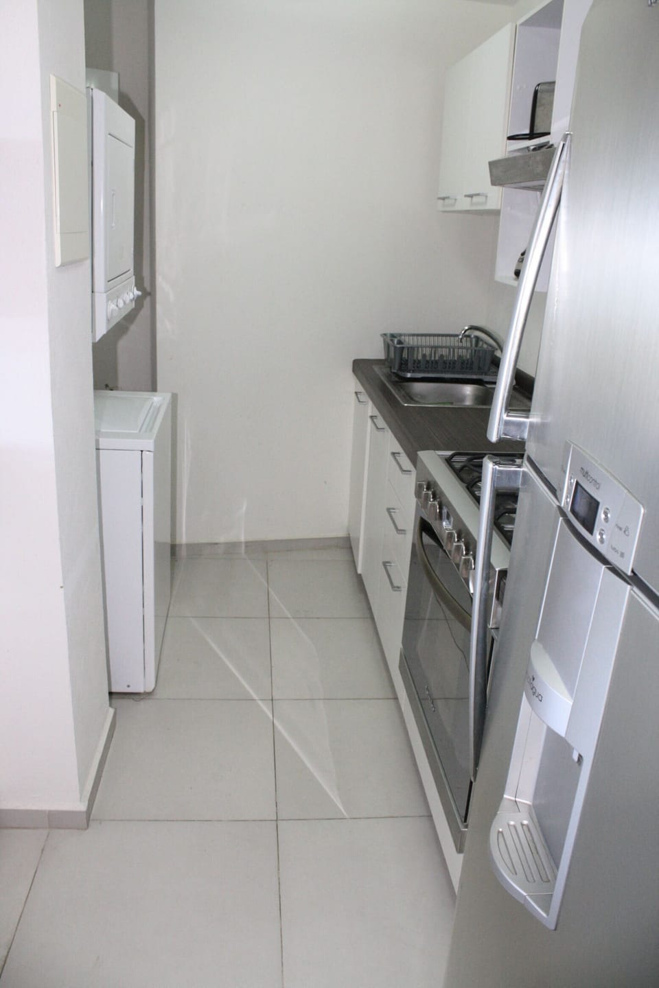 Kitchen & Laundry