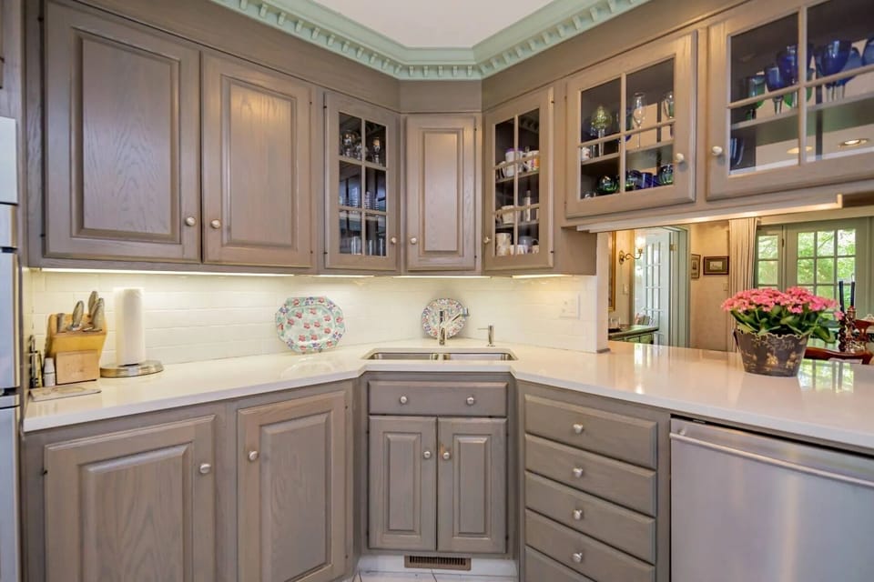 Kitchen with two sinks