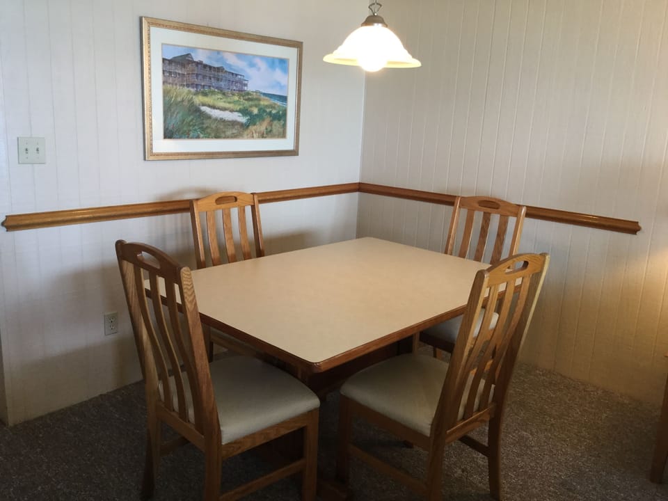Dinning Room Area

