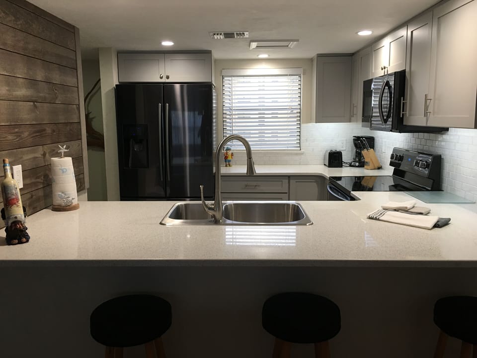 fully equipped kitchen.