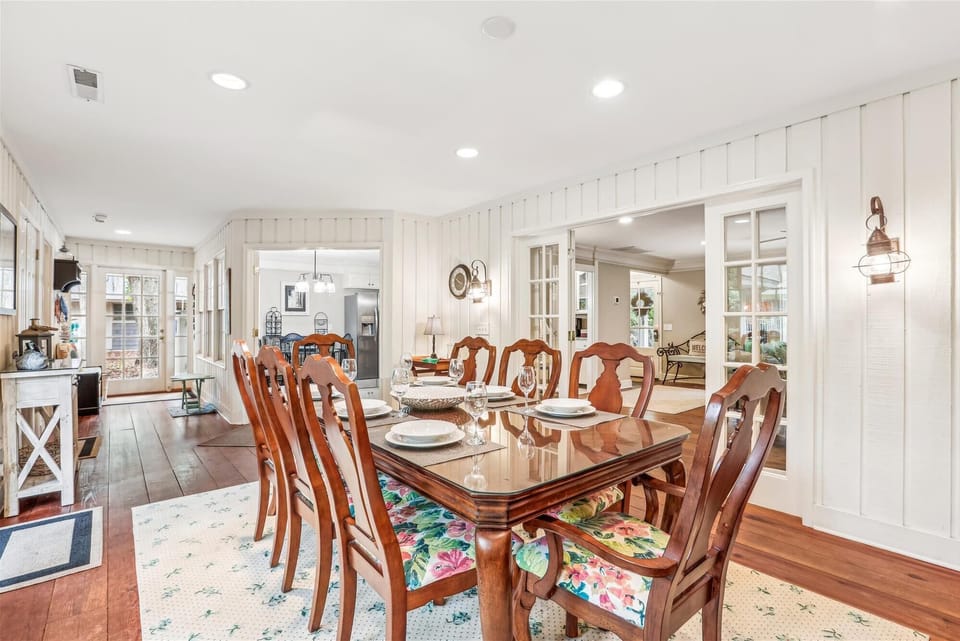 Formal Dining Room at 4 Greenwood Court